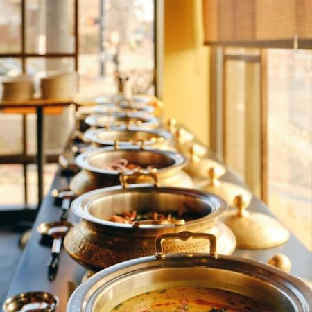 Fabexpress The Arrow Hotel New Delhi Ngoại thất bức ảnh